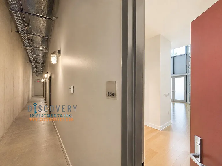 585 9th St #858 — Photo 4
