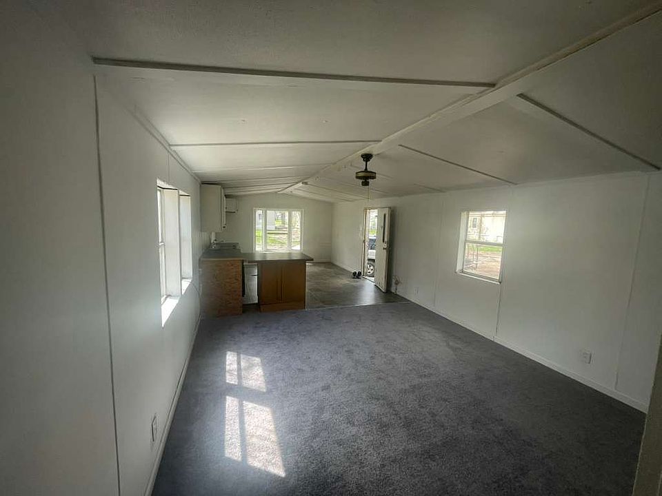 2nd image of 1806 E Webster Rd Lot 215