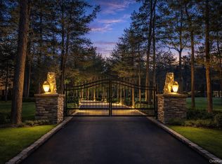 18 Darcy Avenue, Manorville, NY 11949