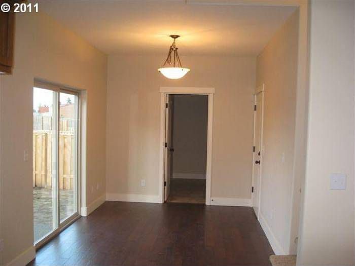 2nd image of 17149 SW Woodhaven Dr