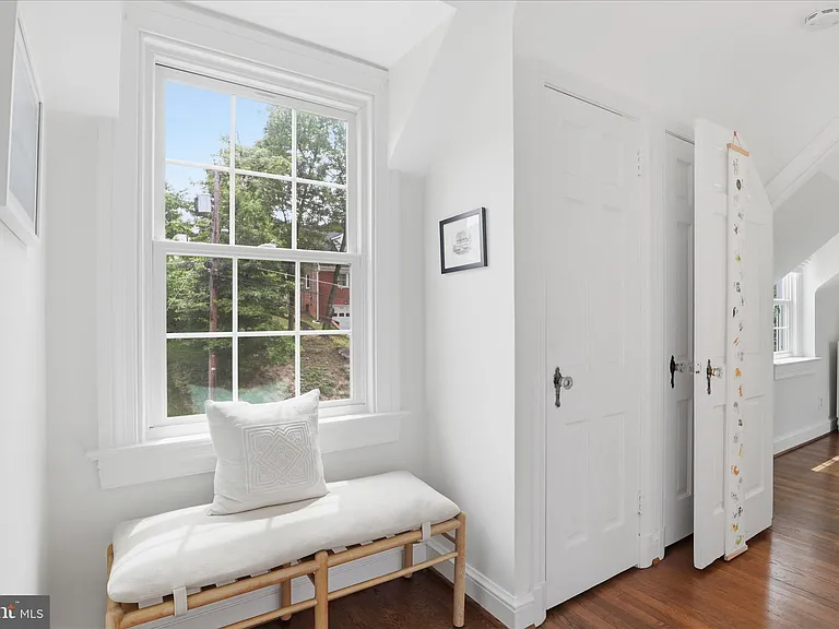 2316 N Stafford St — Photo 35