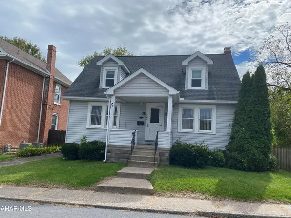 314 Hart St, Hollidaysburg, PA 16648
