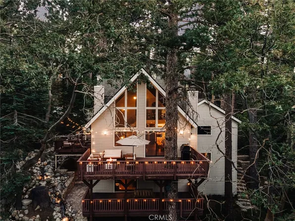 26395 Augusta Dr, Lake Arrowhead, CA 92352