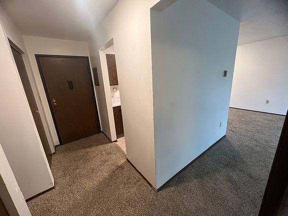 4th image of 221 8th Ave SE #16