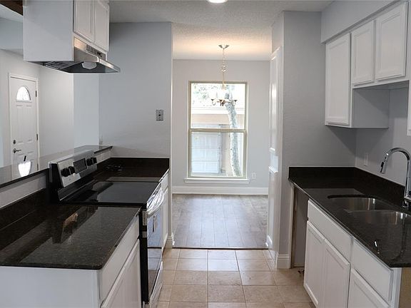 5th image of 2619 Woodmont Trl