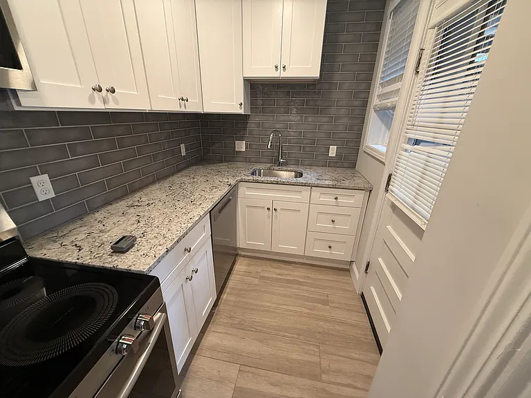 7546 Byron Pl #2-S — Photo 6