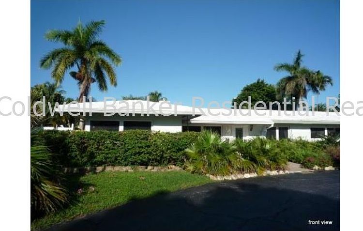 1st image of 2641 Bayview Dr
