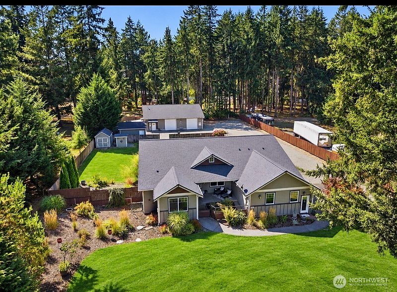 2nd image of 16749 Ty Lane SW