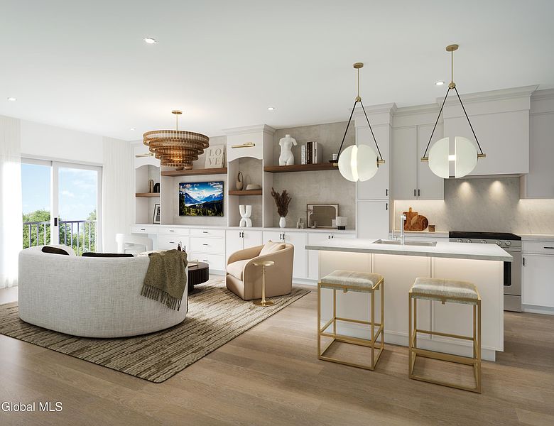 4th image of 19 Washington Street #657 B