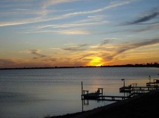 63 Copano Ridge Rd, Rockport, TX 78382