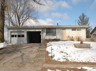 4216 Vernon Ave, Omaha, NE 68111