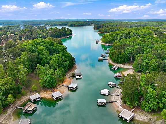 5th image of 6020 Lake Lanier Heights Rd