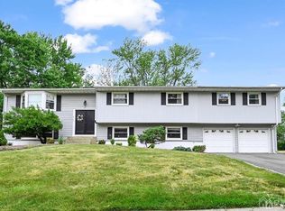 27 Norton Rd, East Brunswick, NJ 08816