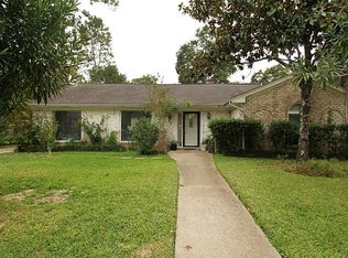 1010 Whitestone Ln, Houston, TX 77073