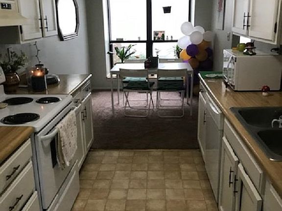 3rd image of 4751 S B St