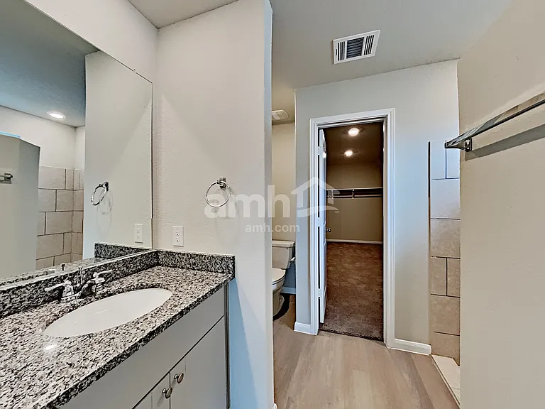 2709 Iberia Ct — Photo 11