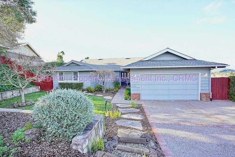 110 Kaden Dr
