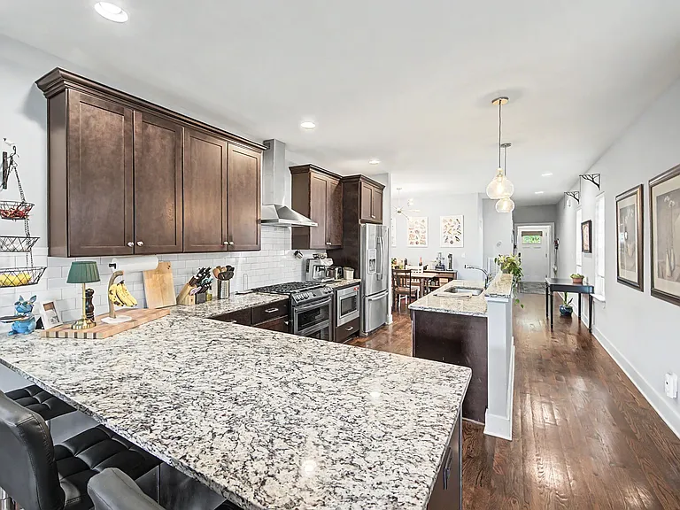 4808A Michigan Ave — Photo 21