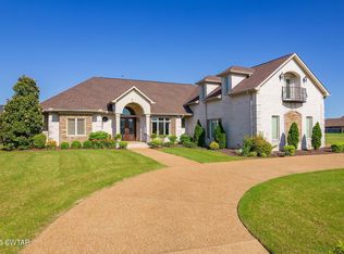 53 Emerald Lake Dr, Jackson, TN 38305