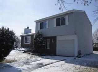 55 Augusta Ct, Glendale Heights, IL