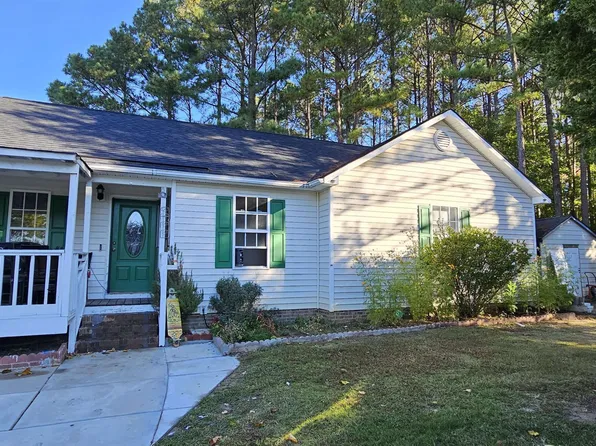 105 Caminetto Ct, Raleigh, NC 27603