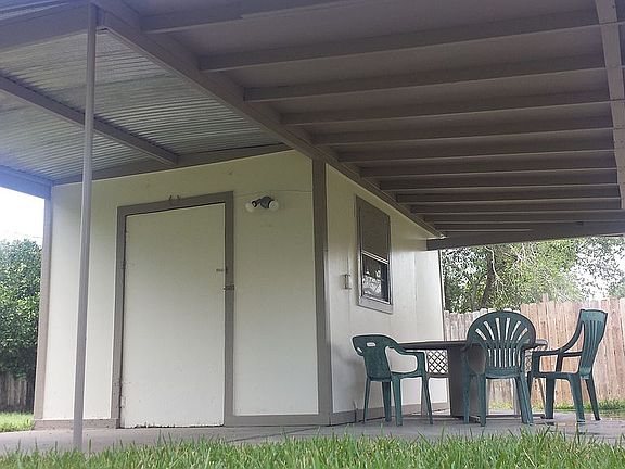 3rd image of 413 Quail Creek Dr
