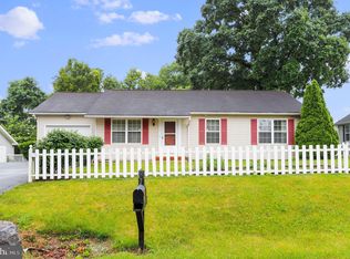 105 Artisan Way, Martinsburg, WV 25401