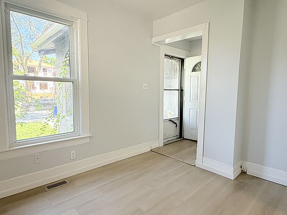3rd image of 345-347 349 Campbell Ave #345