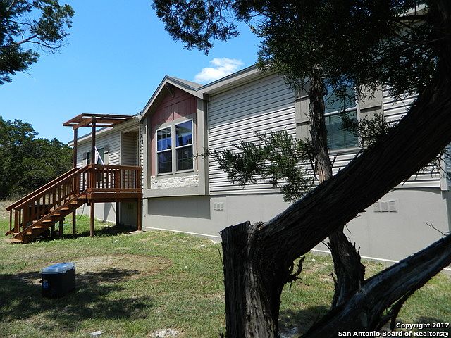 1st image of 465 Yorktown Dr