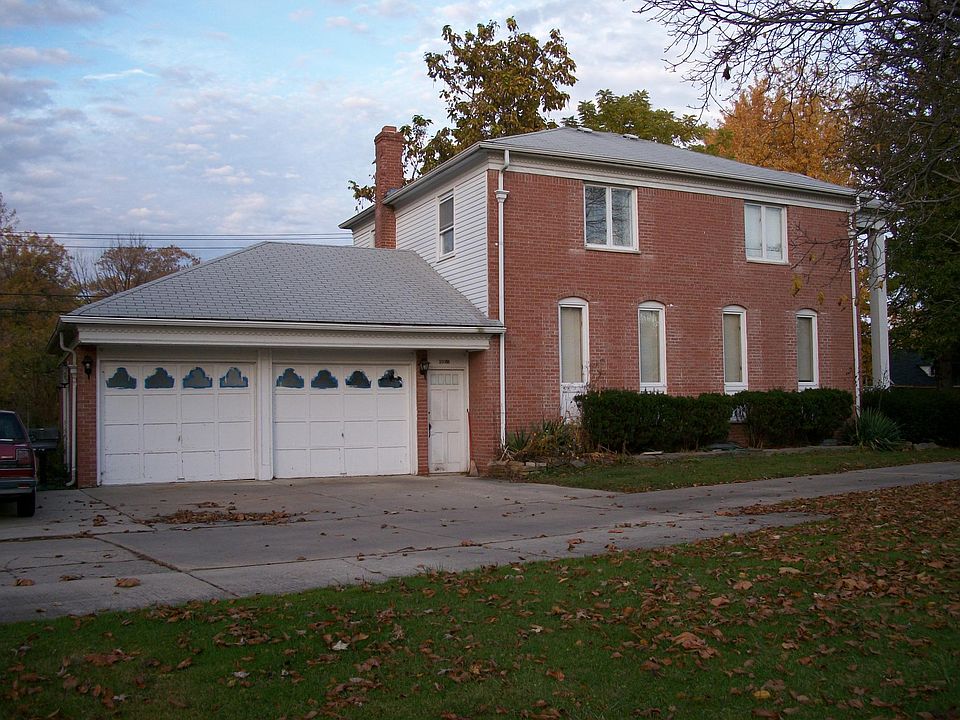 1st image of 35088 Jefferson Ave