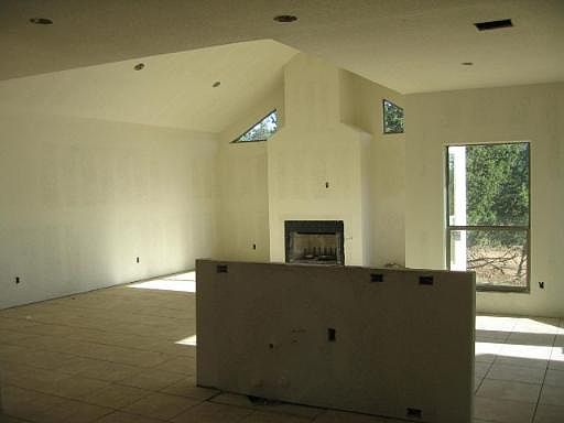 5th image of 210 DEER CROSS LANE