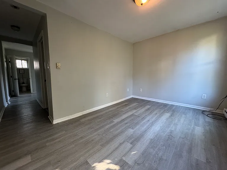 184 Harwinton Ave #B2 — Photo 7