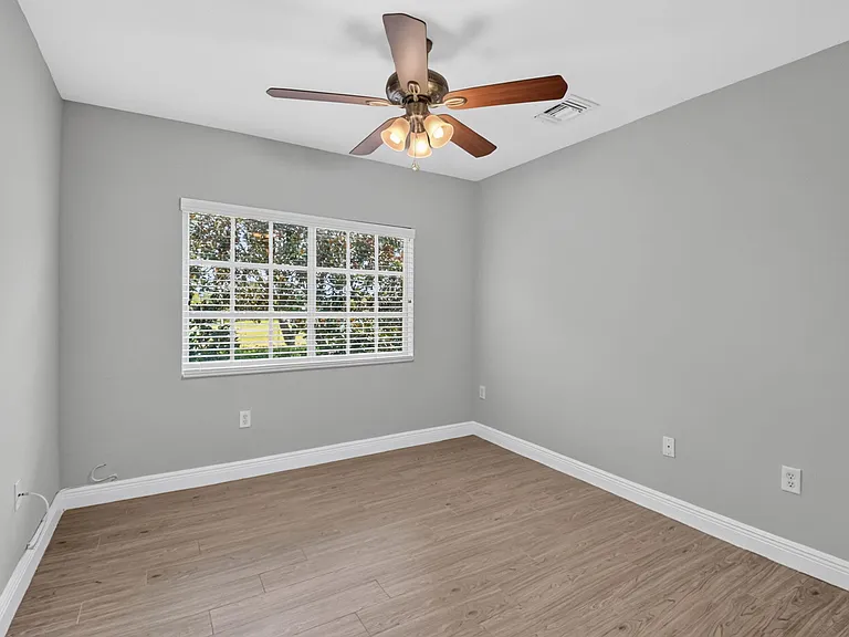 6691 Old Farm Trl — Photo 16