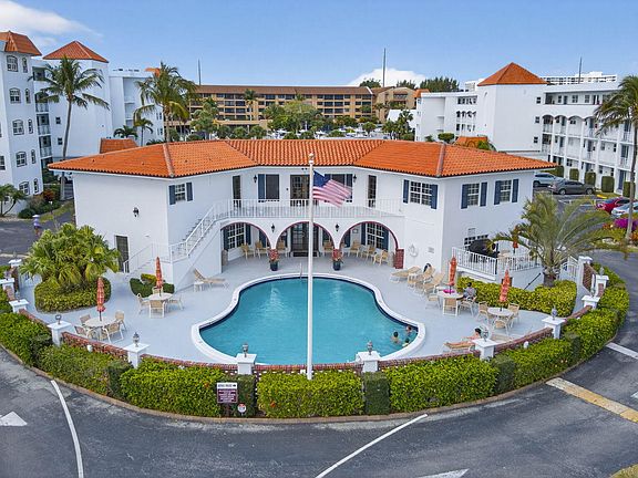 2nd image of 28 Yacht Club Drive #309