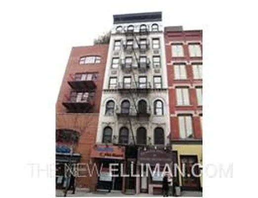 Rented by Douglas Elliman | media 16