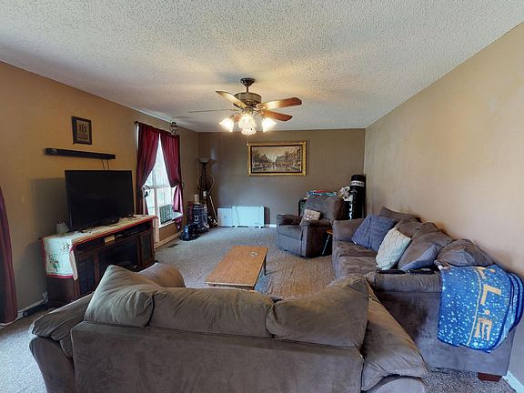 2nd image of 442 Belinda Pkwy