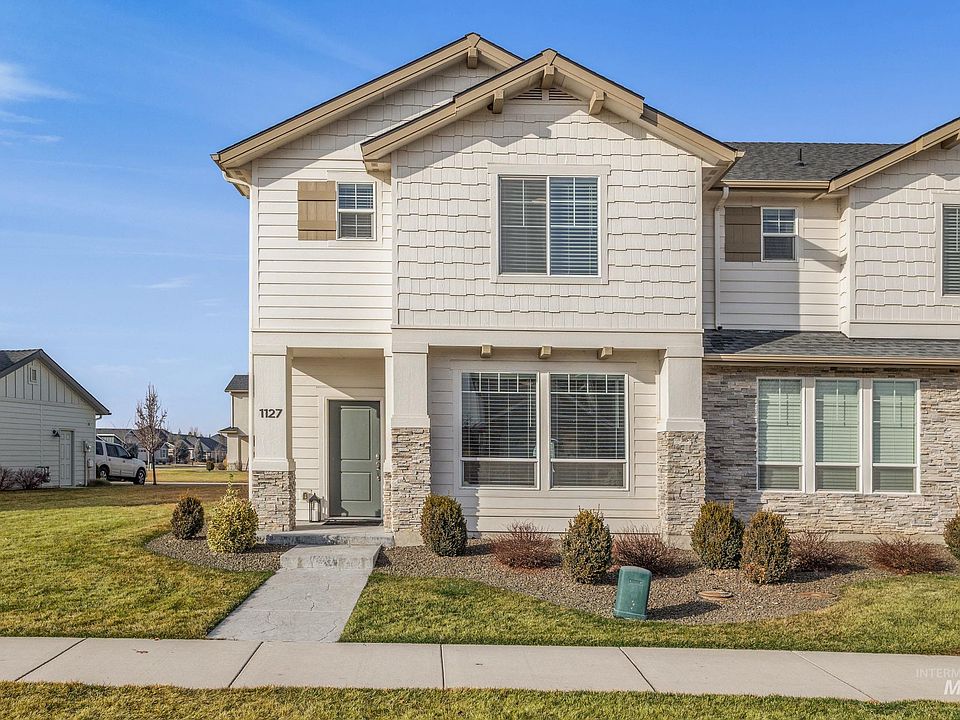 1st image of 1127 N World Cup Ln