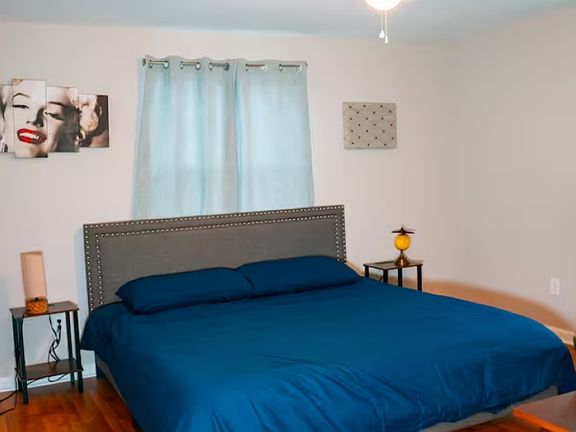 2nd image of 6014 Mandeville St