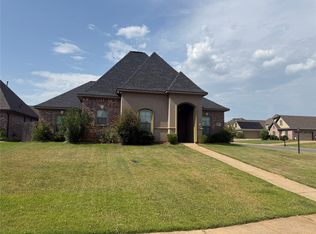 1017 Green Wood Cir, Haughton, LA 71037