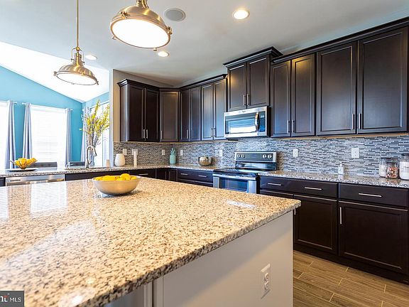 4th image of Stuart St Homesite 664