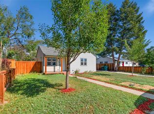 885 Kingston St, Aurora, CO 80010