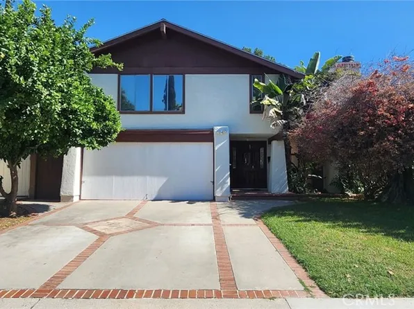 19957 Lorne St, Winnetka, CA 91306
