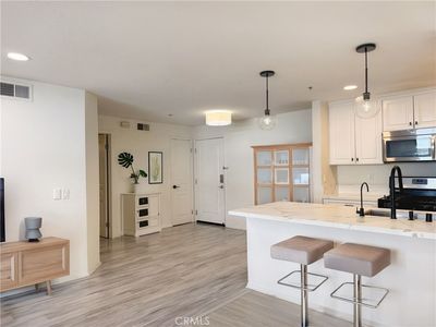 7320 Hawthorn Ave APT 112, Los Angeles, CA, 90046