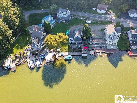 3rd image of 2600 Shadyside Rd