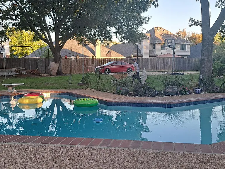 2102 Mikasa Ct — Photo 3