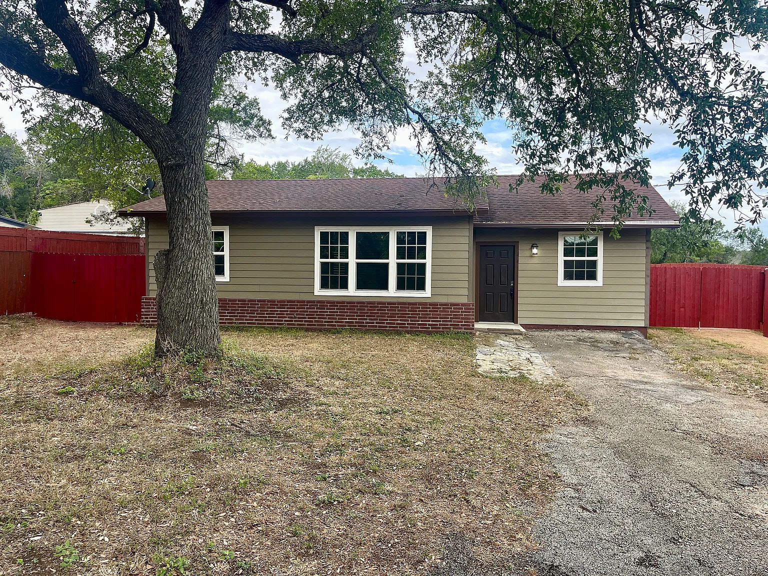 7606 Williamson Creek Dr — Photo 1