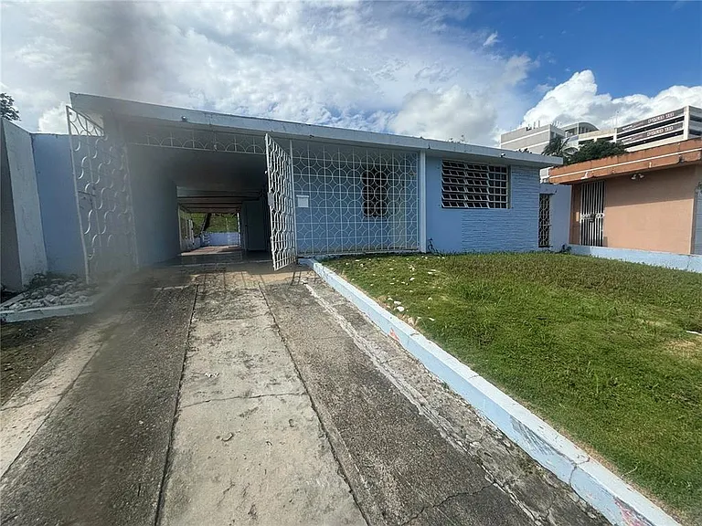 2 Calle — Photo 2