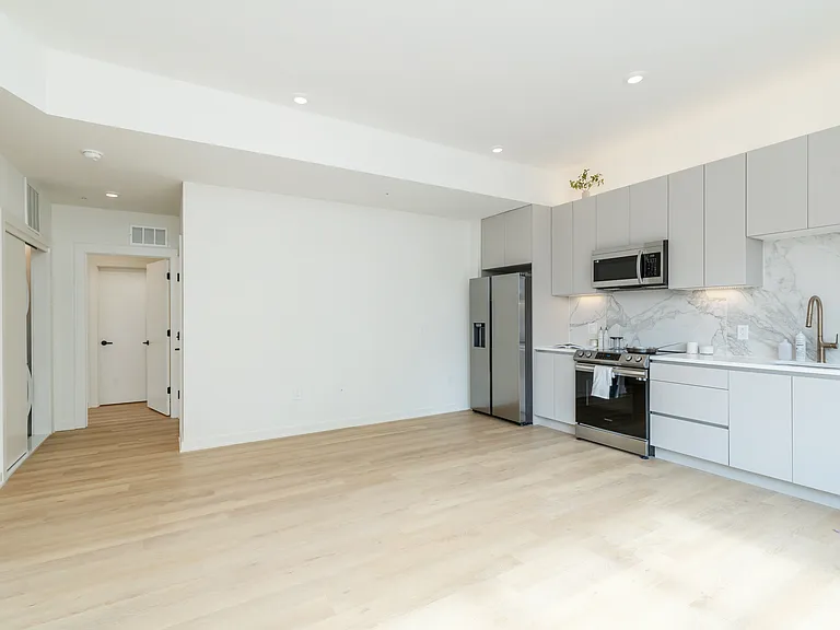 1424 Germantown Ave #5 — Photo 10