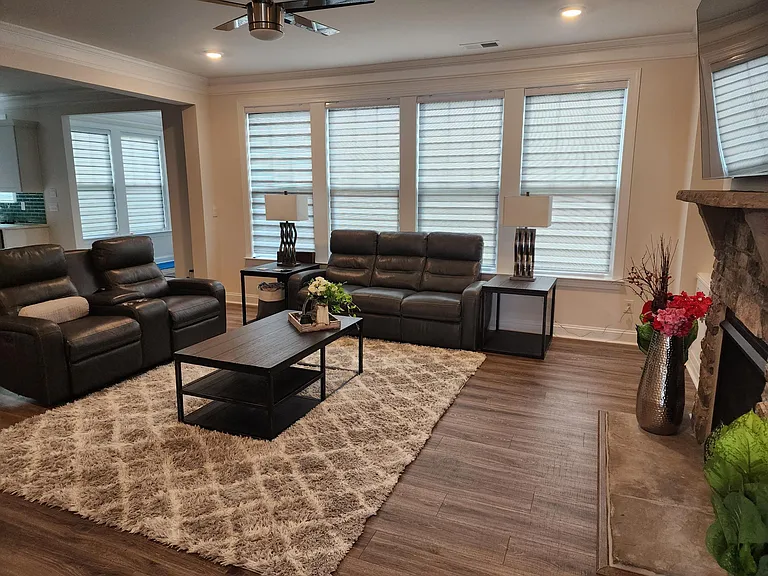 9282 Vecchio Dr — Photo 3
