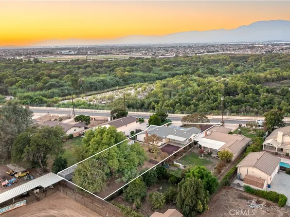 982 River Dr, Norco, CA 92860